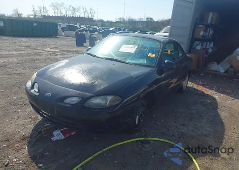 2002 Ford Escort Zx2 z USA, uszkodzony, nr VIN 3FAFP11332R199252